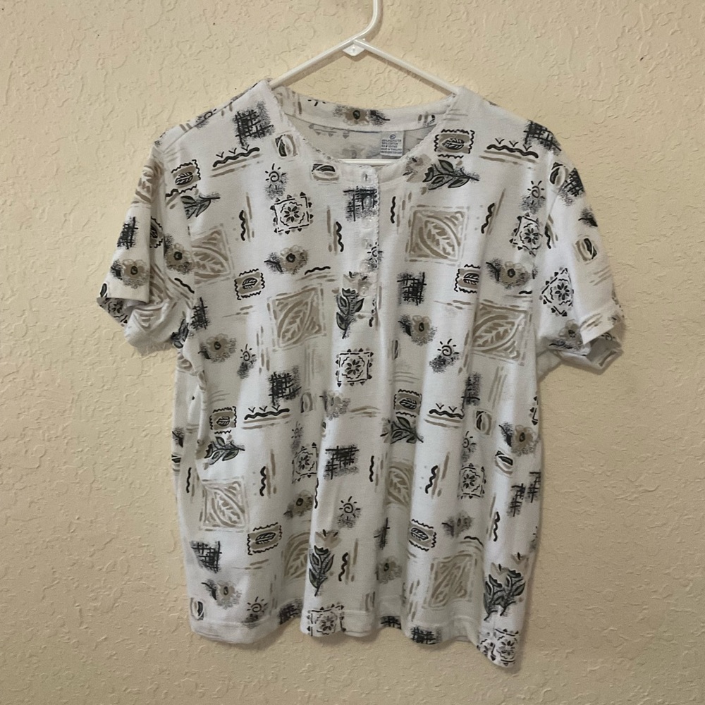 Tan, Black, & White Print / Pattern Shirt
